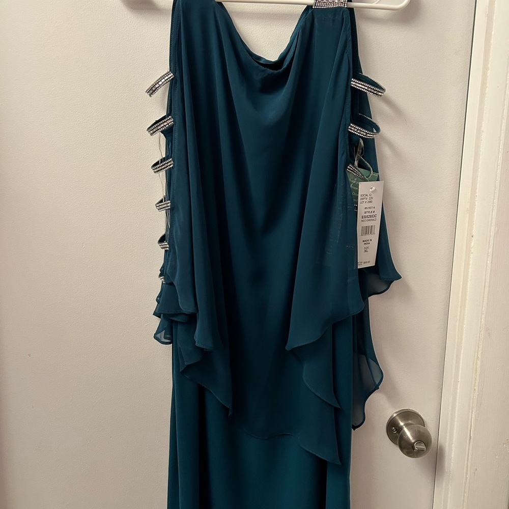 Gorgeous unique bling out emerald party dress size 1X new with tags